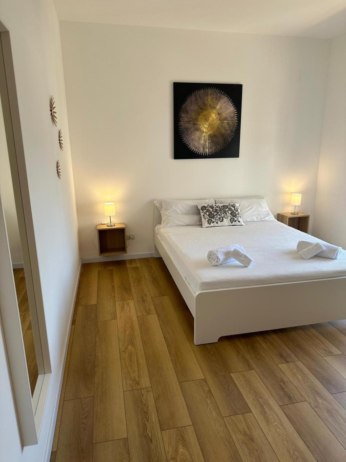 We Home Taormina Center With Parking Bagian luar foto